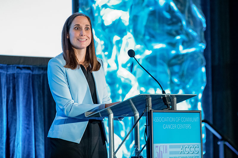 UNC-Suzanne-Francart-800x532